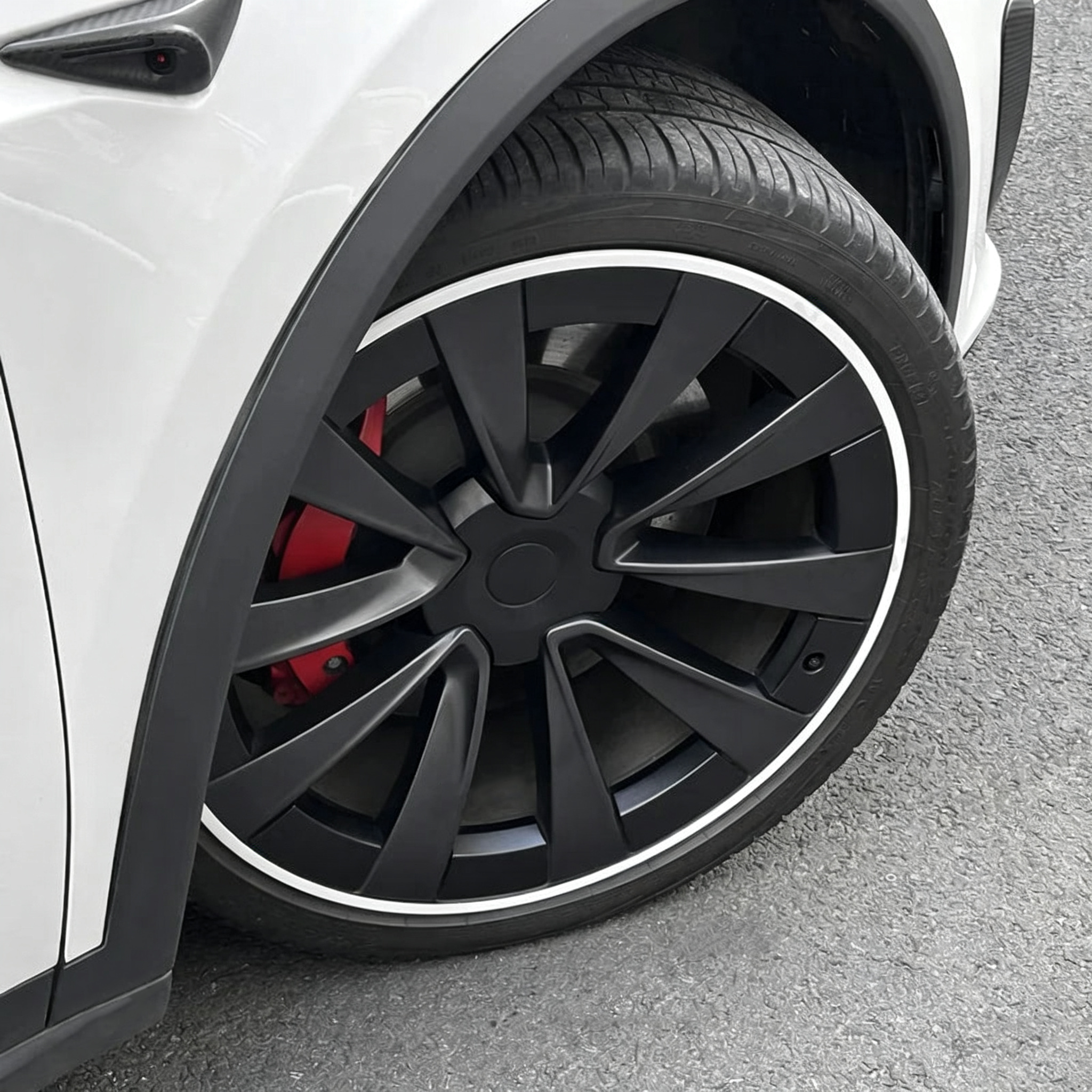 Aluminum Alloy Wheel Rim Protectors (Tesla Body Color Match) – for All Tesla Models